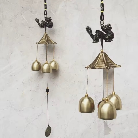 CHINESE DRAGON HANGING CHIMES - Picture 1 of 3